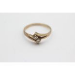 9ct gold diamond two stone ring (1.8g) Size R