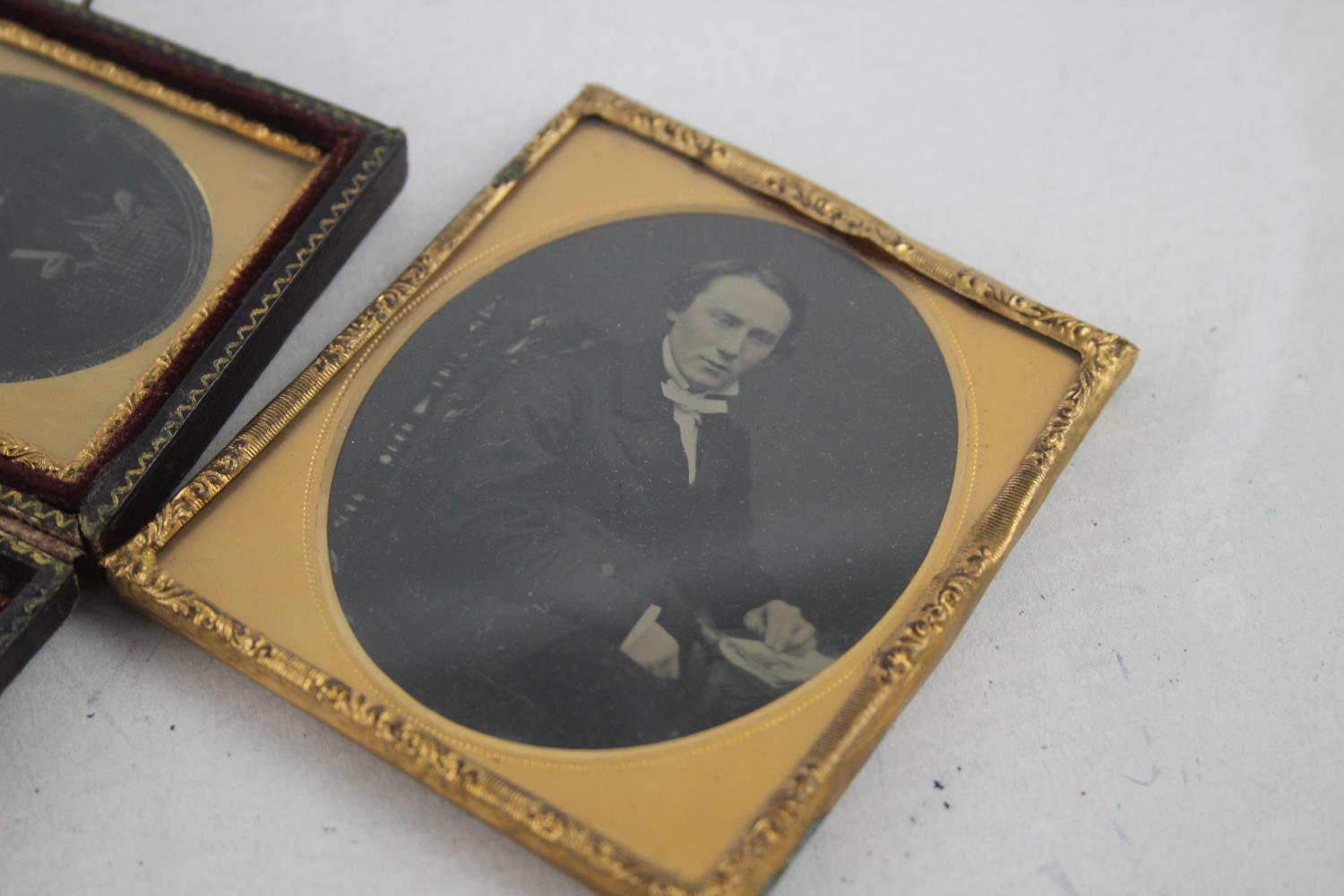 3 x Antique 19th Century Victorian AMBROTYPES / DAGUERREOTYOES Framed Portraits In antique condition - Image 4 of 5