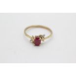 9ct gold ruby & diamond ring (1.5g) Size M