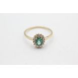 9ct gold beryl & clear gemstone halo ring (1.9g) Size U