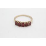 9ct gold ruby & clear gemstone dress ring (2.5g) Size U