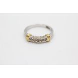 18ct gold diamond five stone ring (4.2g) Size O