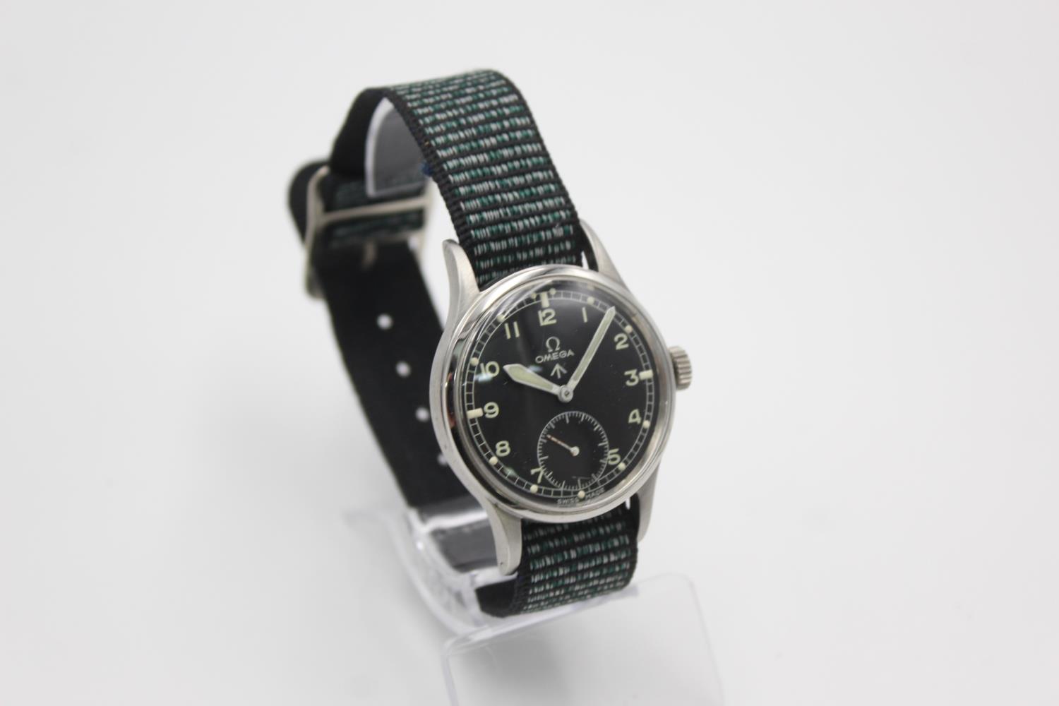Vintage Gents OMEGA Military Issued WRISTWATCH Hand-Wind WORKING Vintage Gents OMEGA Military Issu - Image 2 of 7