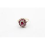 9ct gold vintage ruby & diamond tripe halo dress ring (2.3g) Size P