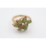 9ct gold nephrite floral cluster ring (4g) Size O