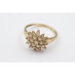 9ct gold clear gemstone floral cluster dress ring (2.7g) Size T
