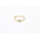 18ct gold diamond solitaire ring (1.9g) Size M
