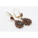 9ct gold vintage garnet teardrop cluster earrings (5.3g)