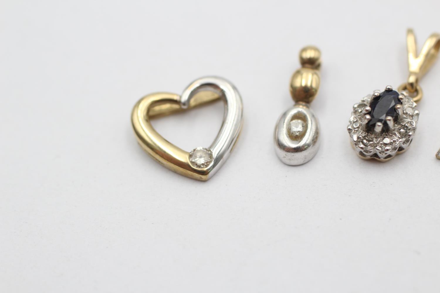 3 x 9ct yellow & white gold diamond set pendants inc. hearts (2.7g) - Image 2 of 4