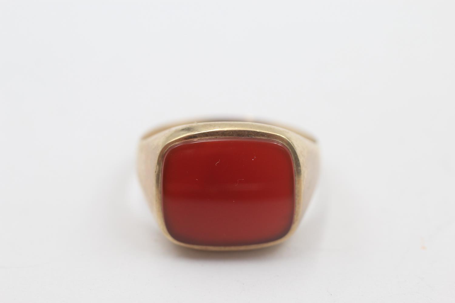 9ct gold vintage carnelian signet ring (3.2g) Size R