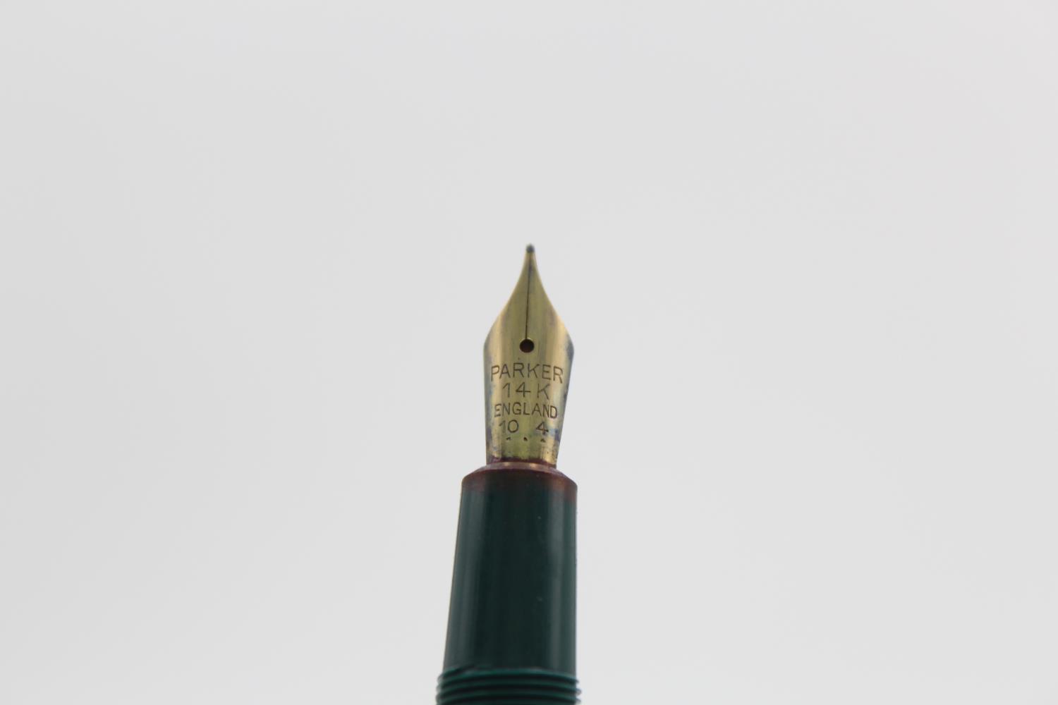 Vintage PARKER Victory Green FOUNTAIN PEN w/ 14ct Gold Nib WRITING Vintage PARKER Victory Green - Bild 2 aus 5