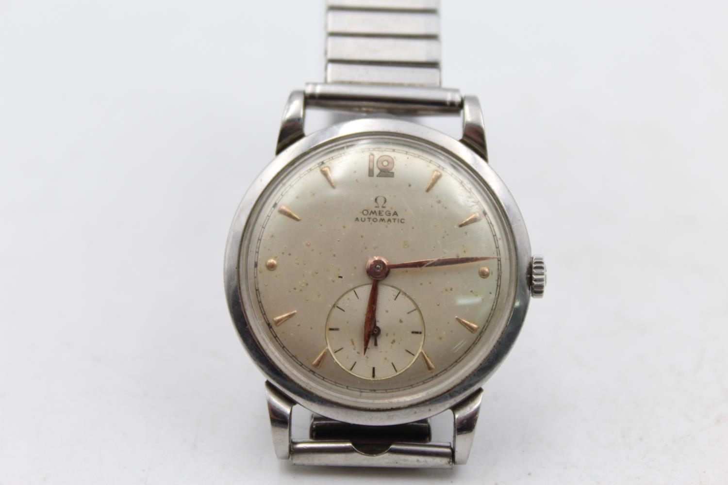 Vintage 1940's OMEGA Ref 2402 - 3 Wristwatch AUTOMATIC WORKING Vintage 1940's OMEGA Ref 2402-3 Dress - Image 2 of 4