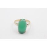 9ct gold chrysoprase solitaire ring (2.9g) Size O