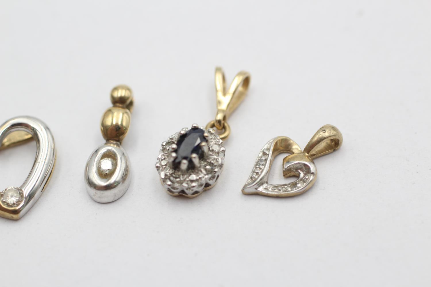 3 x 9ct yellow & white gold diamond set pendants inc. hearts (2.7g) - Image 4 of 4