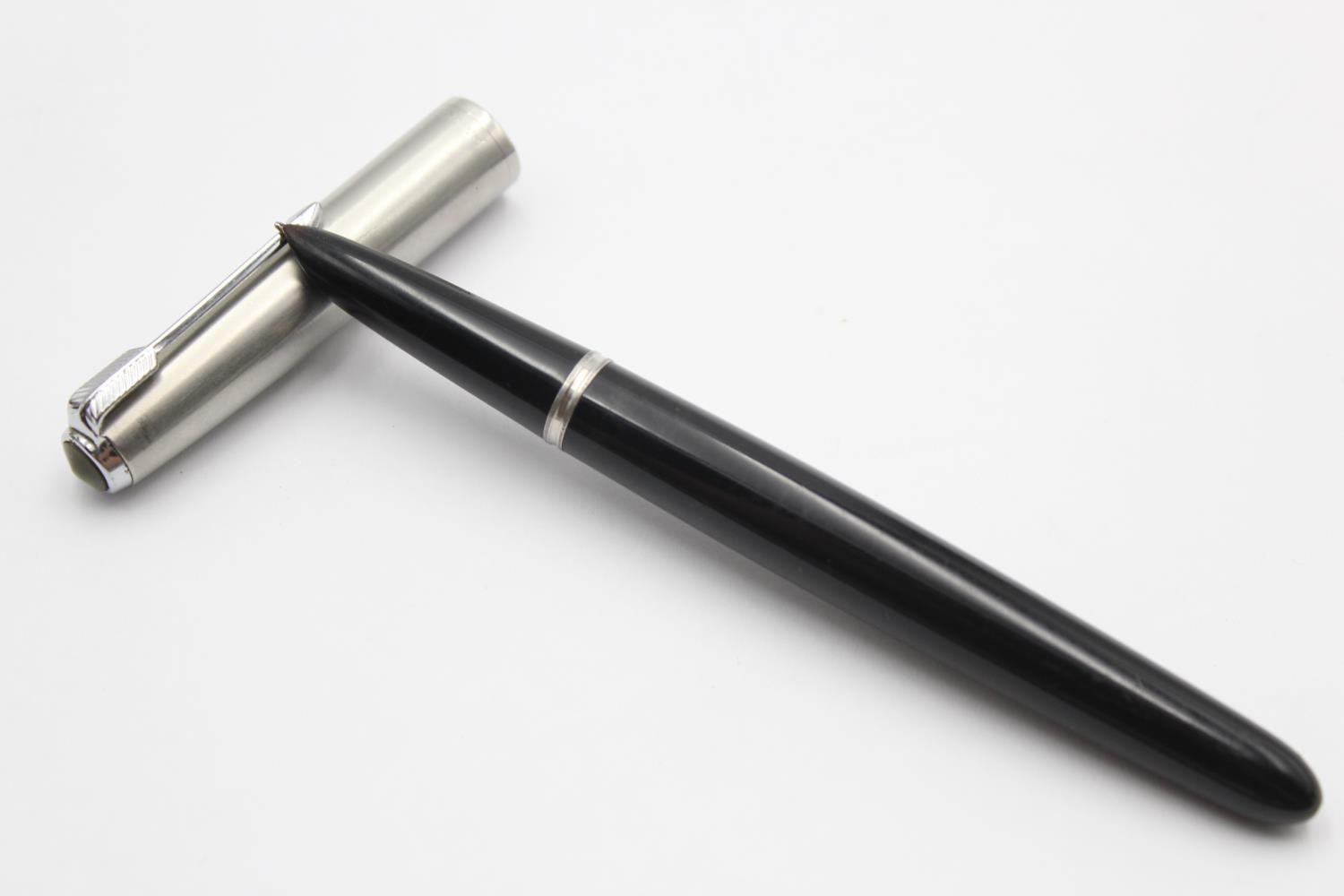 Vintage PARKER 51 Black FOUNTAIN PEN w/ Brushed Steel Cap WRITING Vintage PARKER 51 Black FOUNTAIN