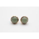 9ct gold nephrite stud earrings (5.2g)