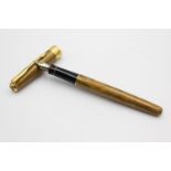 Parker sonnet fountain pen with 18ct gold nib. Gold lacquer marble effect