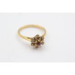 18ct gold ruby & diamond floral cluster ring (3.8g) Size Q