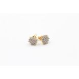 18ct gold diamond cluster earrings (2.4g)