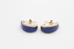14ct gold lapis lazuli inlay half-hoop earrings (5.1g)