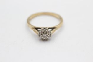 9ct gold diamond cluster ring (2g) Size N