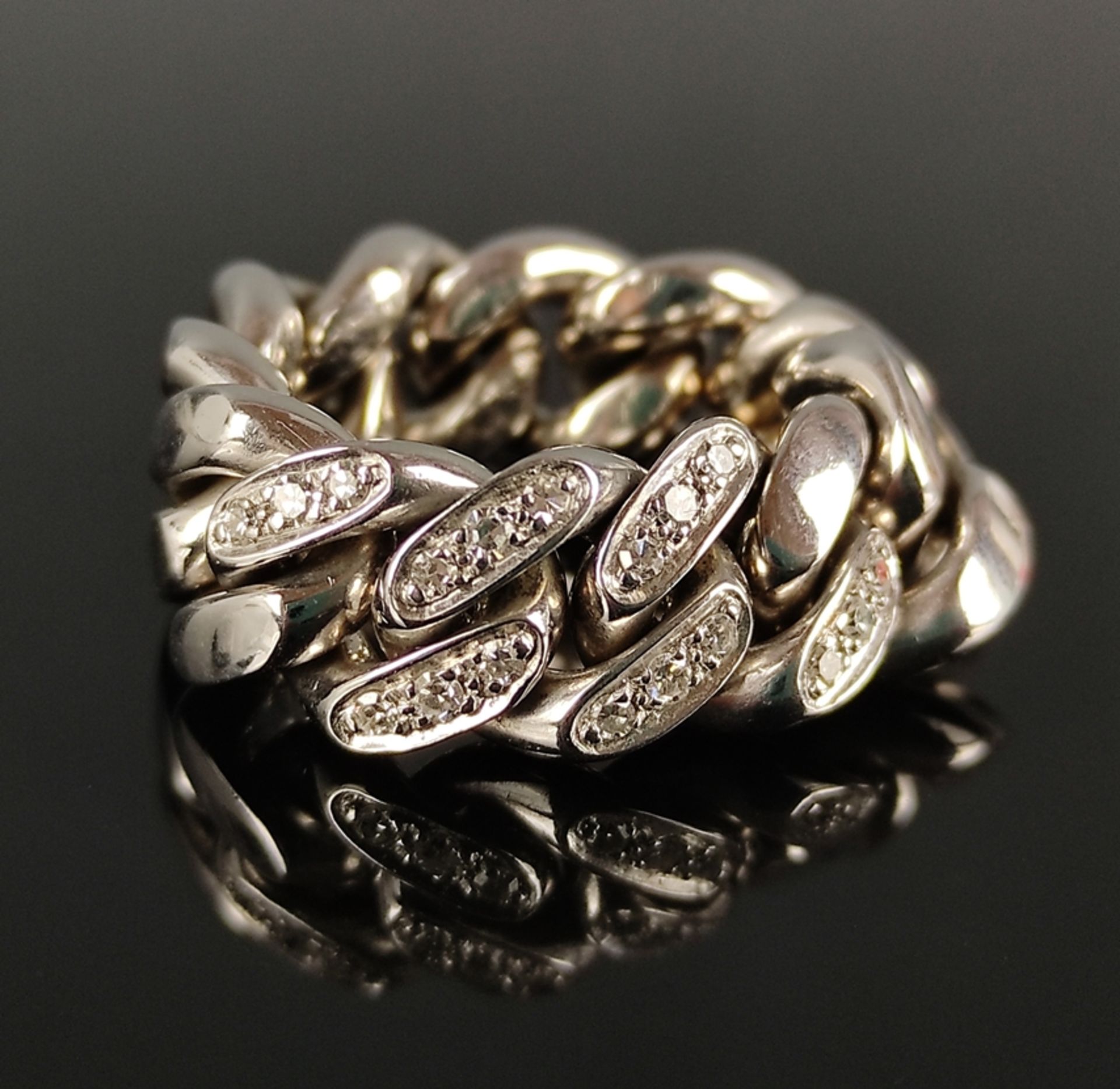 Design-Ring, Pomellato, Flachankerband besetzt mit Brillanten, 750/18K Weißgold, 26,1g, Ringgröße 6 - Bild 2 aus 3