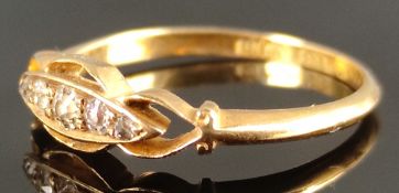 Antiker Diamant-Ring, mittig 5 Diamanten, England, Birmingham, 1907, 750/18K Gelbgold, 2,13g, Größe
