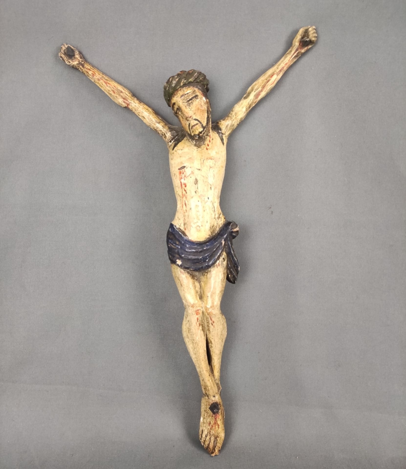Zwei Christus-Kreuze, je als 3-Nageltypus, einer an Kreuz, 62x29cm, einer ohne Kreuz, 35x21cm, poly - Bild 7 aus 9
