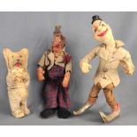 Zwei Clowns und ein Bär, ältere Spielzeugfiguren, Bär aufrechtstehend, Brummstimme, Größe 20cm, Clo