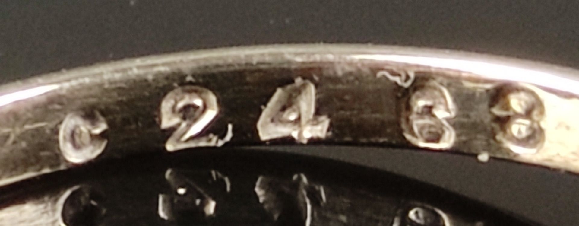 Art-Déco-Ring, besetzt mit 9 kleinen Diamanten, 585/14 Weißgold (getestet), um 1920/30, 1,67g, Ring - Bild 3 aus 4