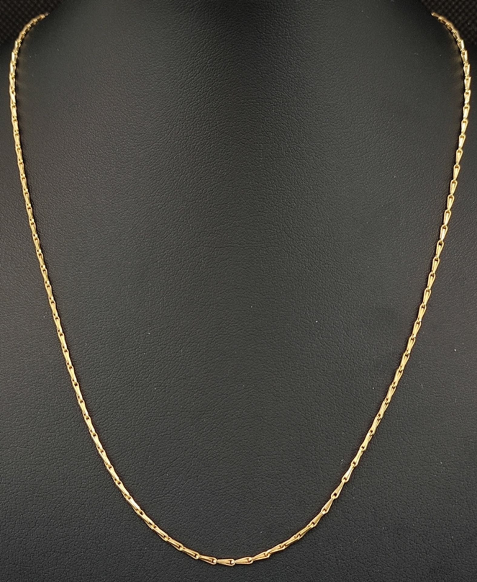 Halskette, längliche aneinander gesetzte Glieder, Ring-Verschluss, 750/18K Gelbgold, 4,37g, Länge 4 - Bild 2 aus 3