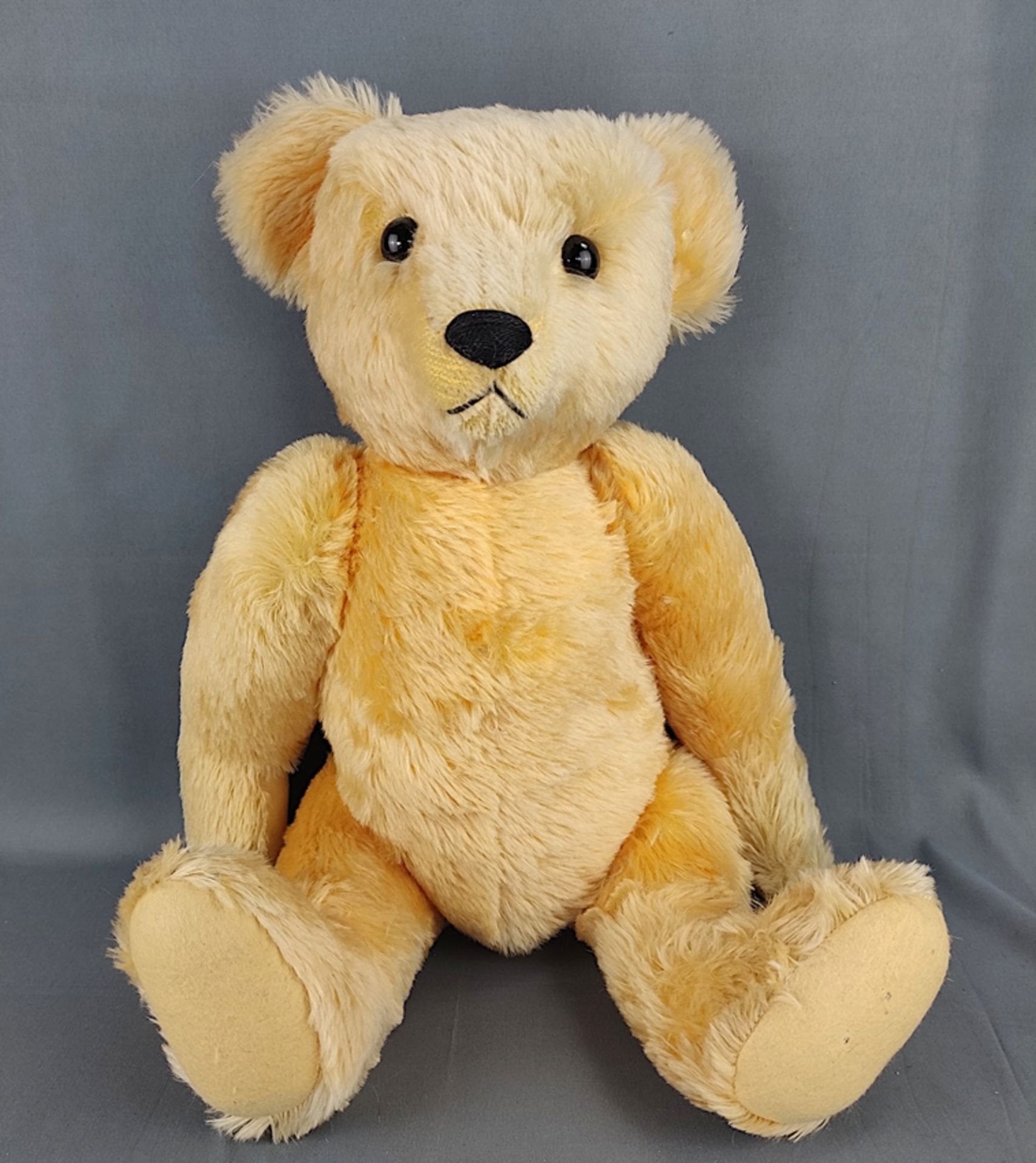 Steiff replica teddy bear "1909", blond 65, limited edition 5000, in original box, flag missing