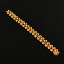 Exclusive goldsmith bracelet, 750/18K yellow gold, 58,4g, set with 20 diamonds of together about 1,