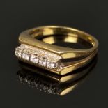 Diamantring, 750/18K Weiß-/Gelbgold, 3,55g, mittig in Reihe besetzt mit 5 Diamanten, Ringgröße 48
