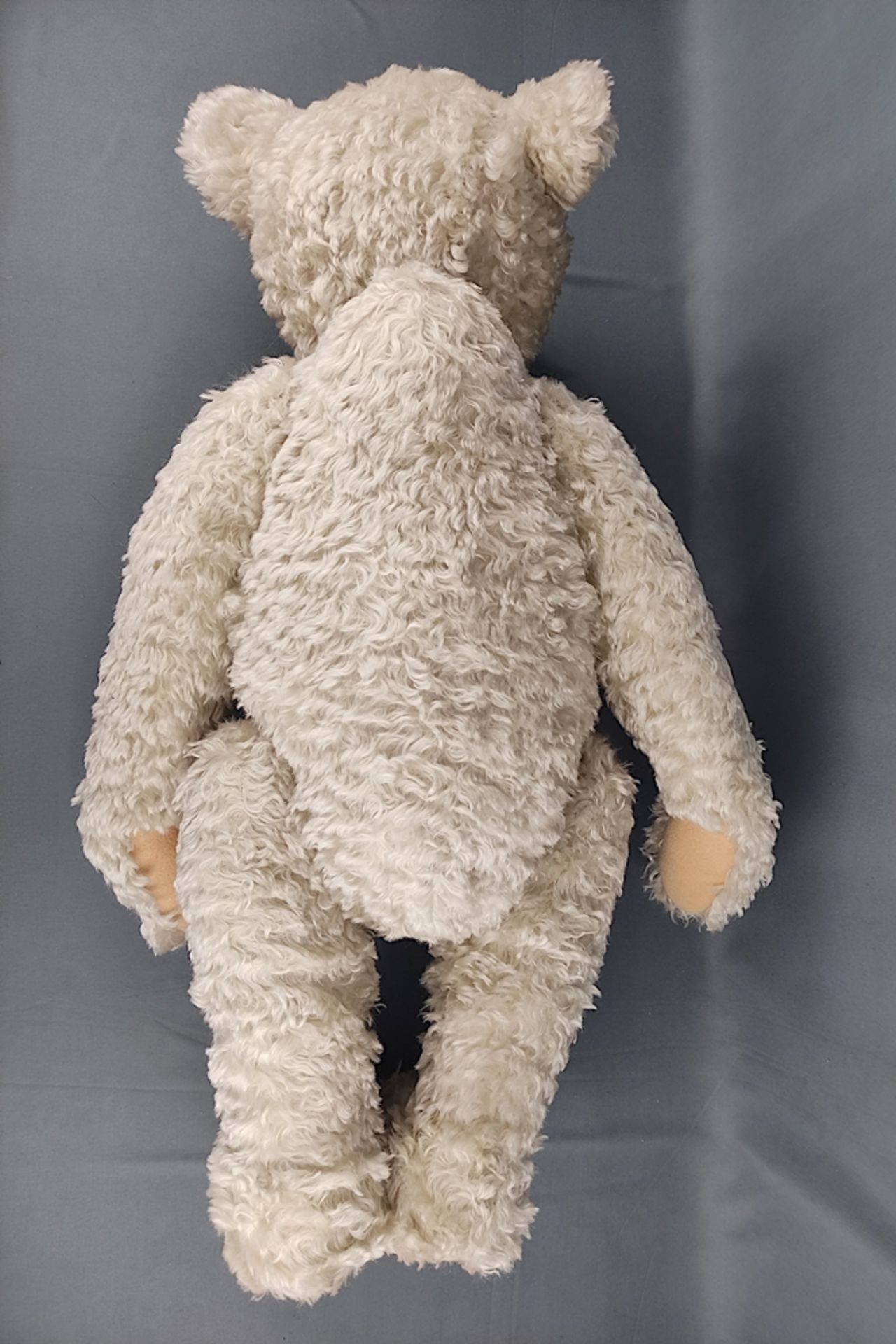 Steiff replica teddy bear "1908", enclosed certificate, height 65cm, in original box, unplayed cond - Image 2 of 4
