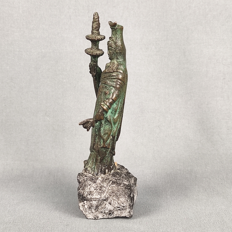 Roman sculpture on stone base, "Ceres/Demeter", with flame and grain as attribute, bronze, height 1 - Image 2 of 4