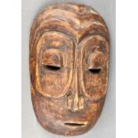Maske, Afrika, wohl Bembe, Kongo, Holz, Länge 41cm, aus Sammlung