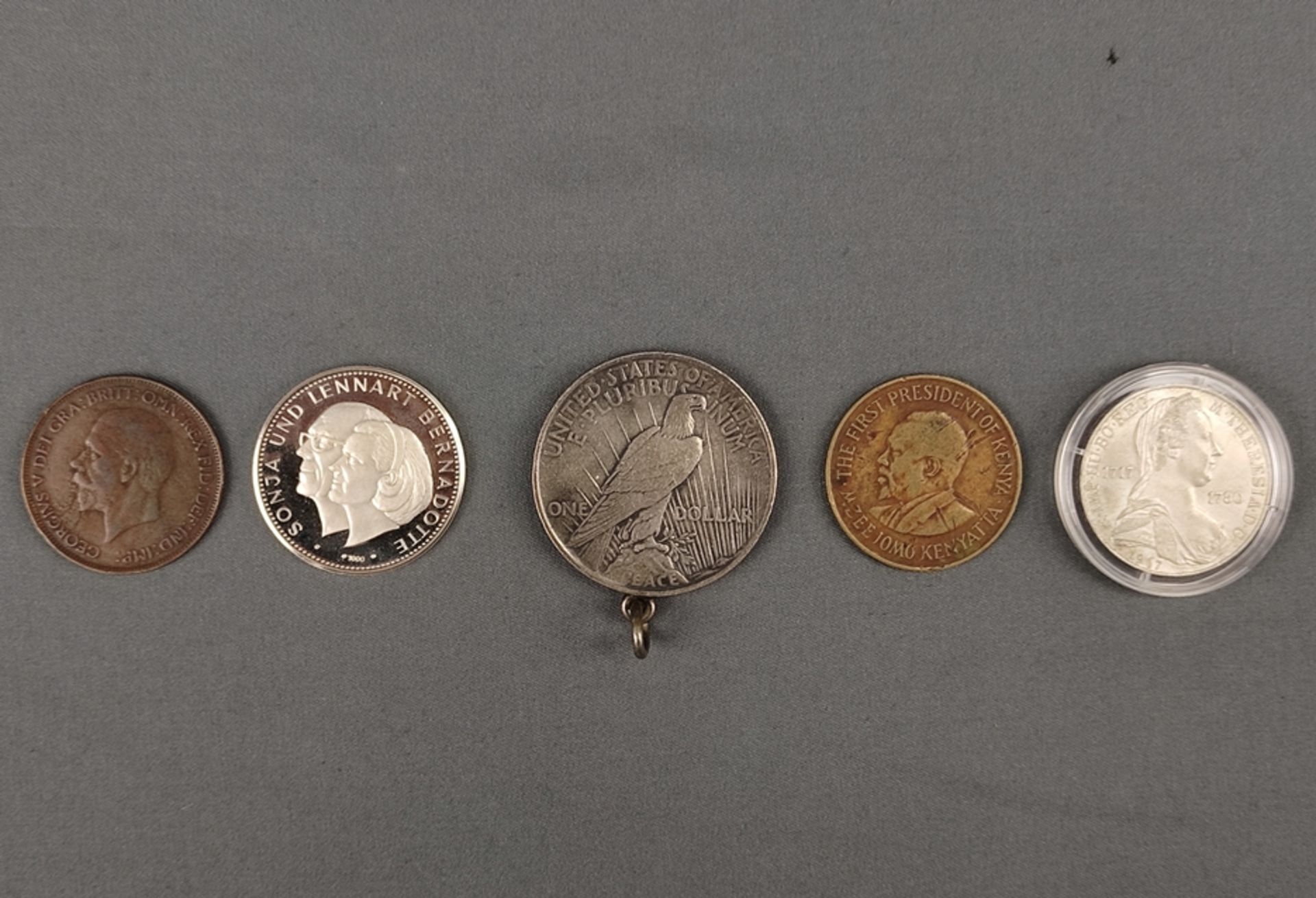 Großes Münzkonvolut, Kursmünzen, alle Welt, über 250 Münzen, bestehend unter anderem aus: Nachprägu - Bild 3 aus 3