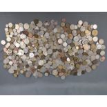 Großes Münzkonvolut, Kursmünzen, alle Welt, über 250 Münzen, bestehend unter anderem aus: Nachprägu