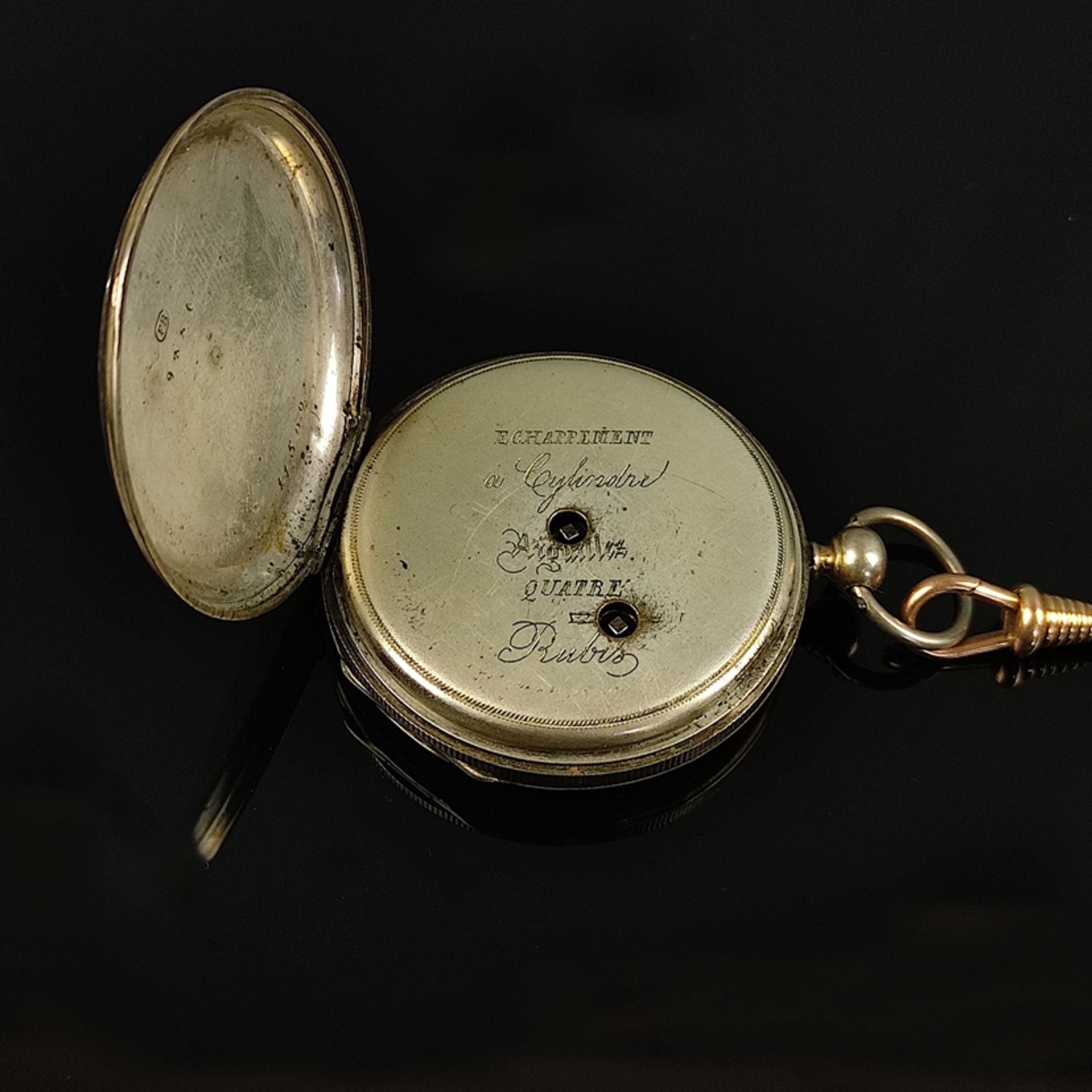 Taschenuhr, Schlüsseluhr, rundes Ziffernblatt mit römischen Ziffern, mittig feine polychrome Ausges - Bild 2 aus 4