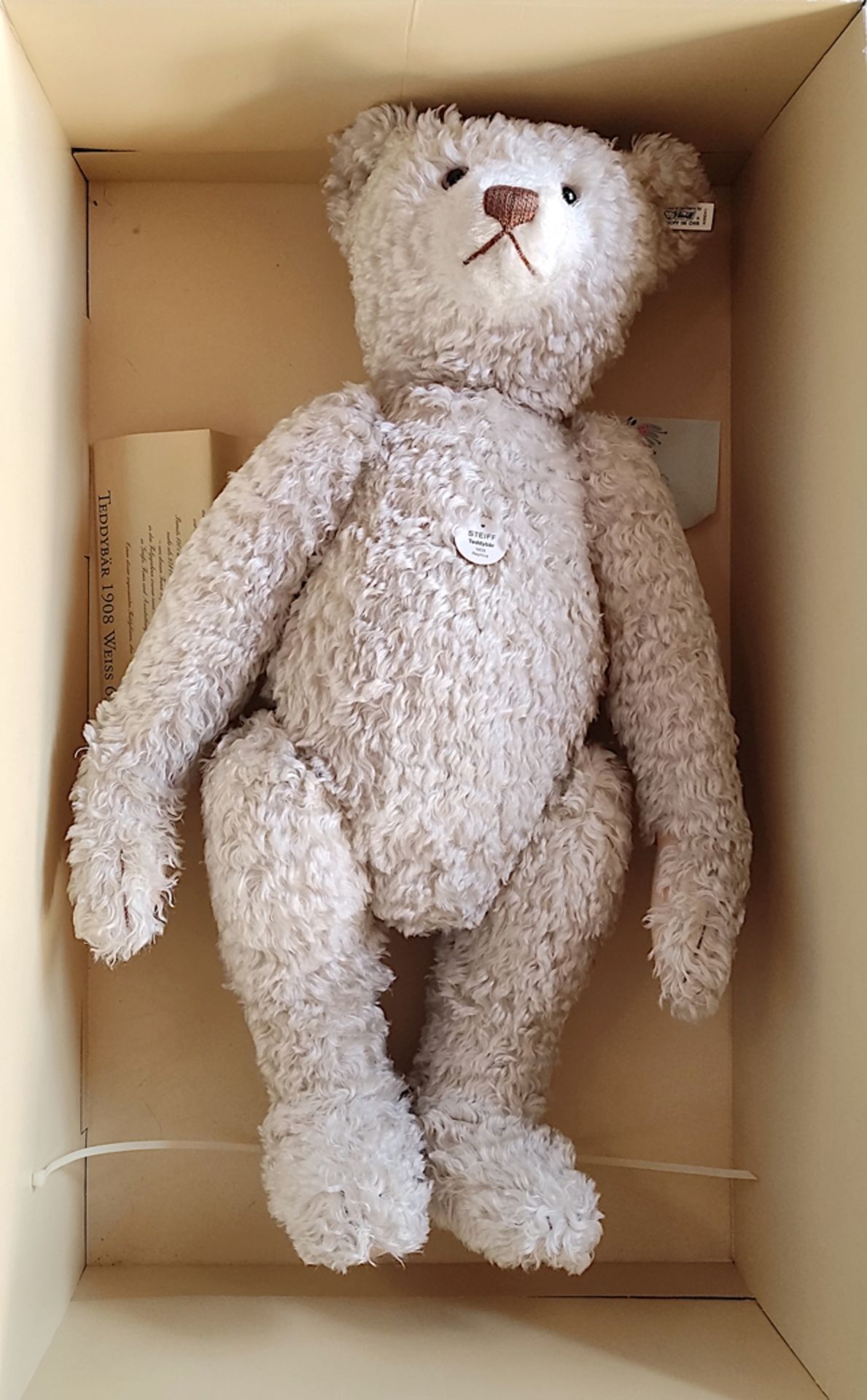 Steiff Replika Teddybär "1908", anbei Zertifikat, Höhe 65cm, in Originalkarton, unbespielter Zustan - Bild 3 aus 4