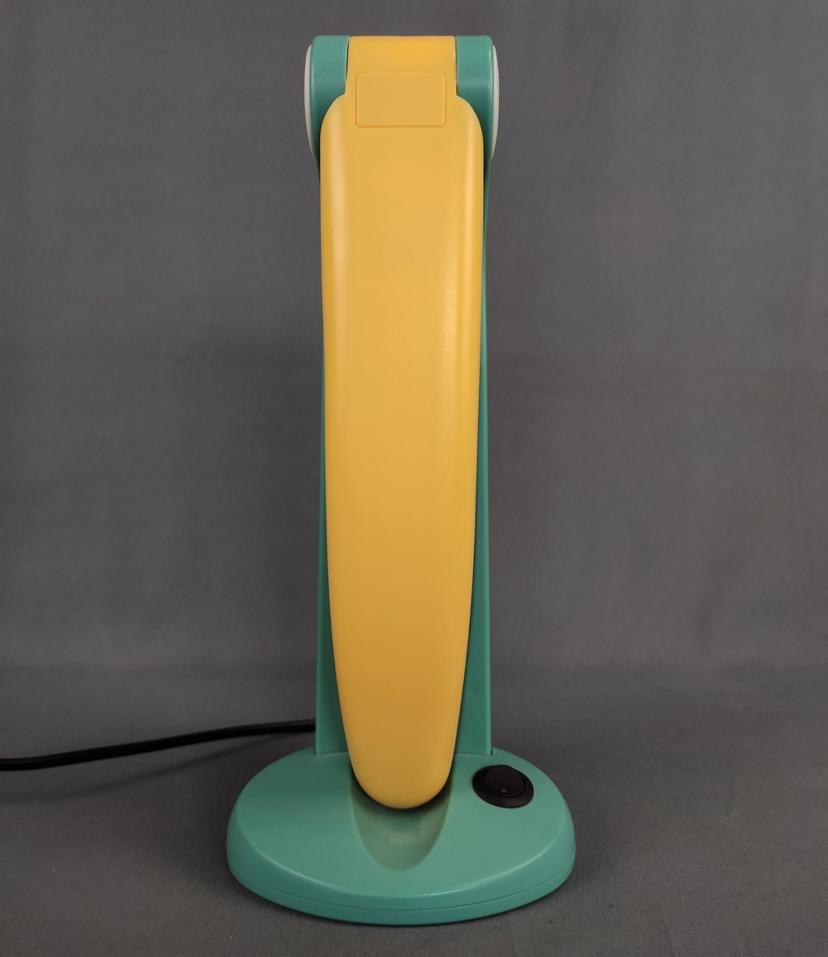 Tischlampe „Tukan“, Entwurf von Huo-Tu Huang, Kunststoff, 1990er Jahre, 38x33x13 cm - Bild 2 aus 4