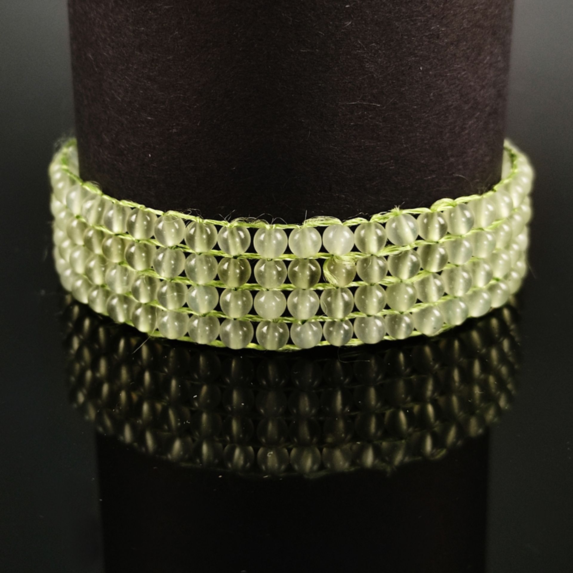 Jade-Armband, 4-reihig, Silber 925, Gesamtgewicht 18,4g, Geflecht-Armband aus hellgrüner, durchsche - Bild 2 aus 4