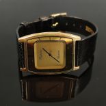 Armbanduhr, Bifora, leicht ovales Gehäuse, Ziffernblatt mit Indizes, Quarz-Werk, extrem dünn (3mm),