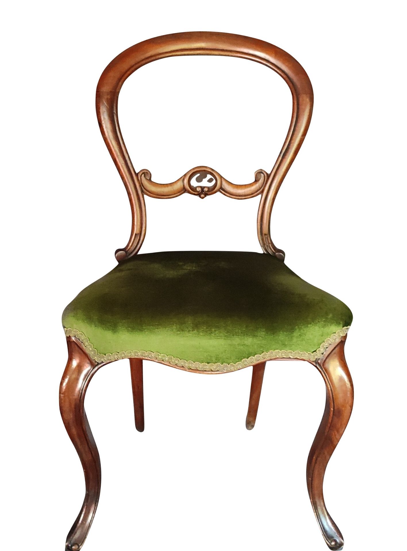Ornamental side chair, Viennese Baroque, openwork and curved backrest, front legs curved with indic
