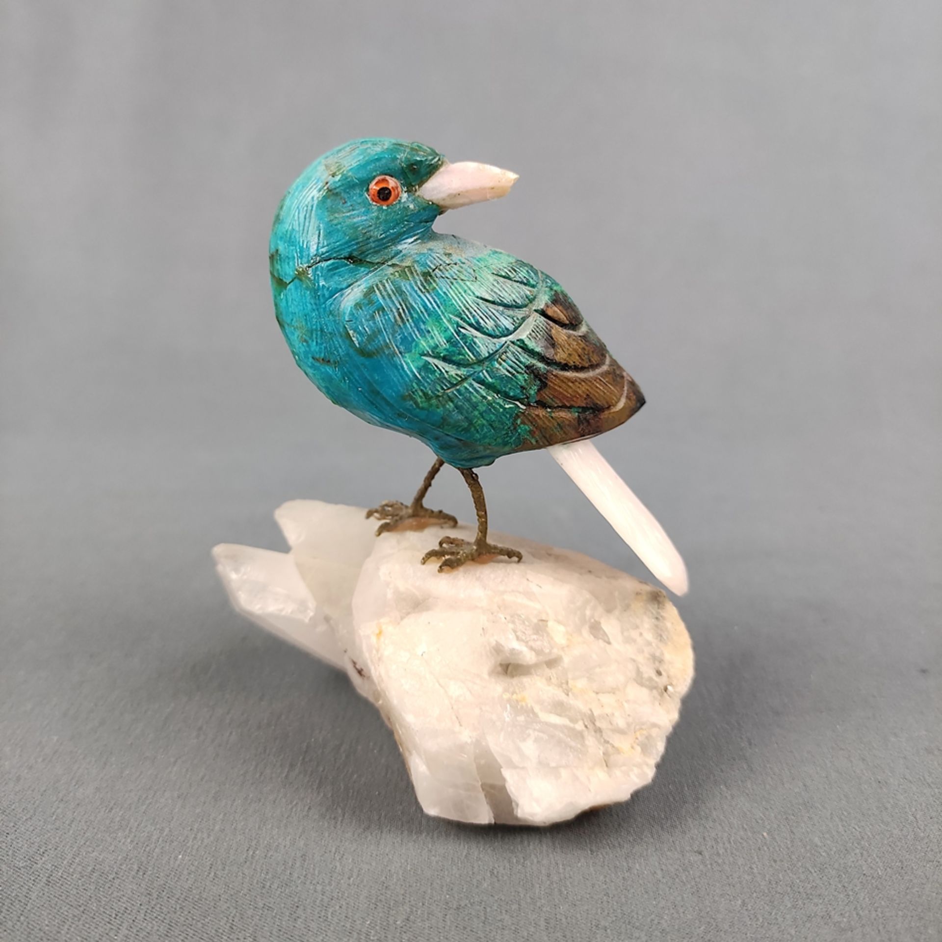 3 birds made of semi-precious stones, consisting of "toucan" sitting on rock crystal, height 6.5cm, - Image 4 of 7