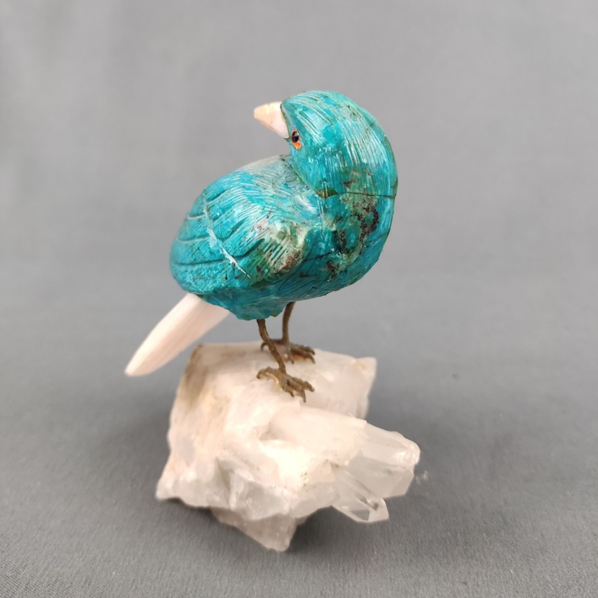 3 birds made of semi-precious stones, consisting of "toucan" sitting on rock crystal, height 6.5cm, - Image 5 of 7