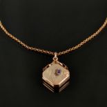 Jugendstil Medaillonanhänger mit Kette, Schaumgold, Gesamtgewicht 11,4g, achteckiger aufklappbarer