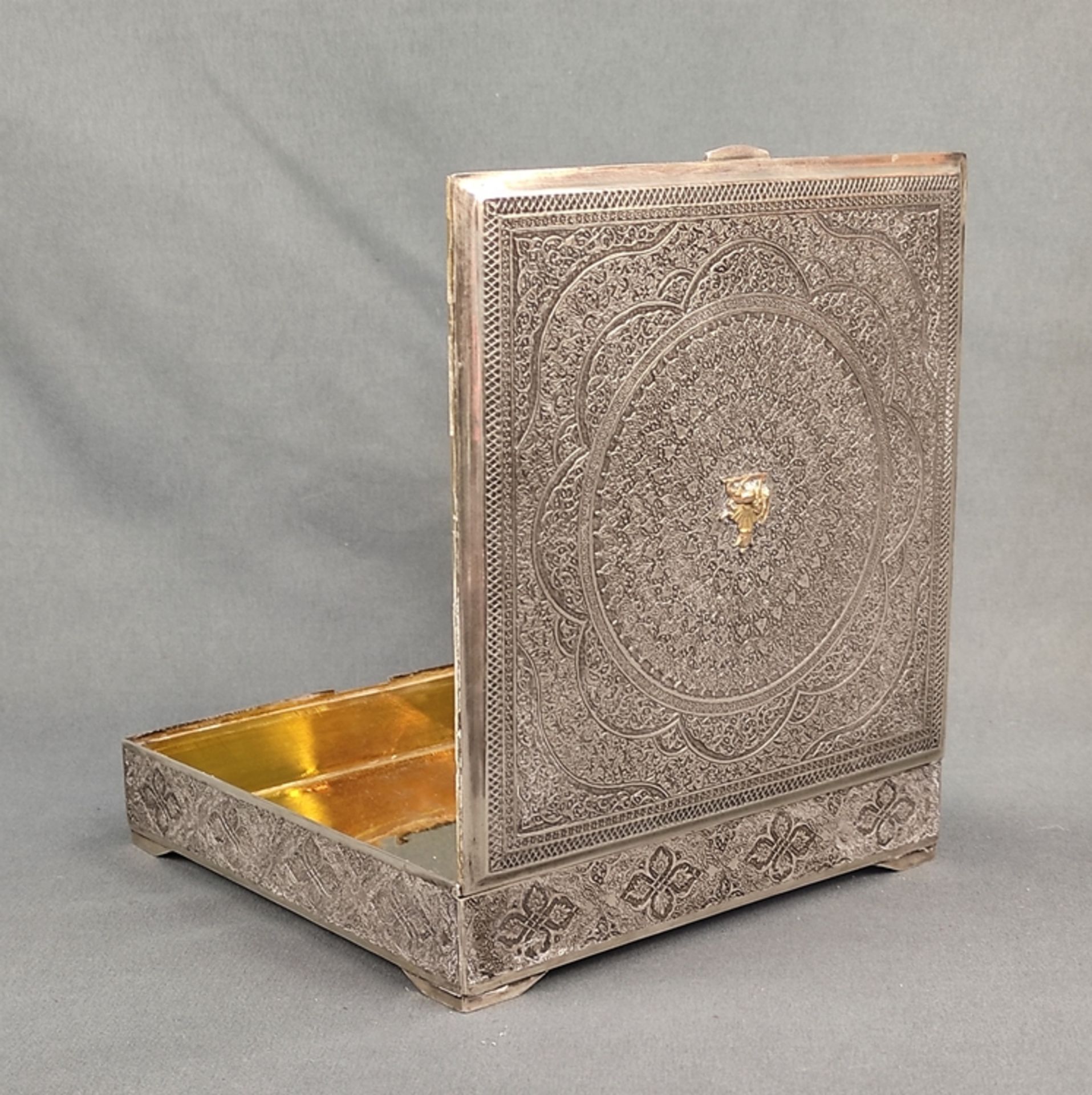 Iranian rectangular lidded box, elaborate chased fine decoration on all sides, centered on lid Iran - Image 3 of 5