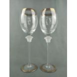 Paar Weißweingläser, Rosenthal "Versace, Medusa Lumiere", farbloses Kristallglas mit Mäandergoldran